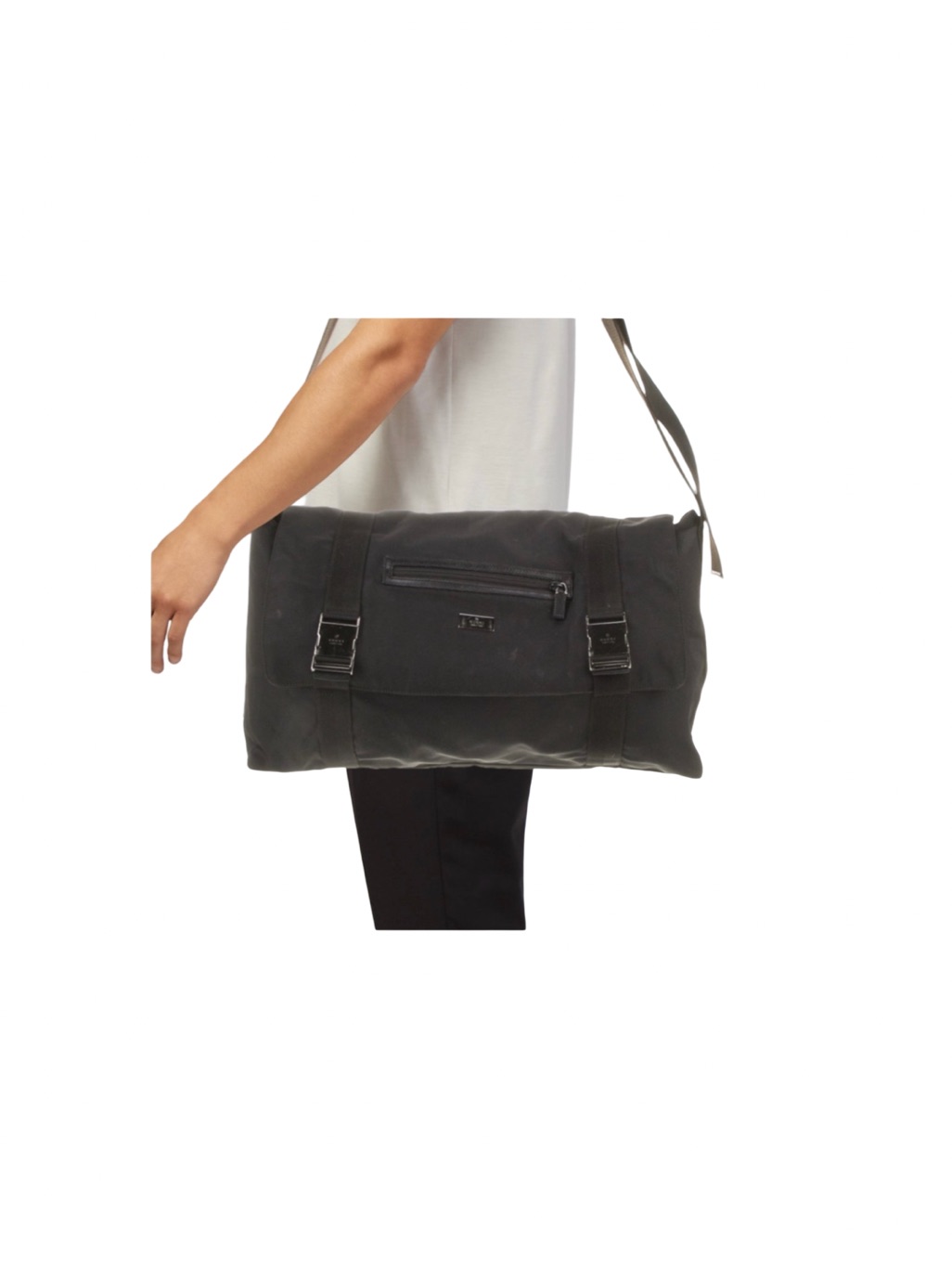 Gucci Black Nylon Unisex Silver Metal Buckle Shoulder Messenger Bag 122375